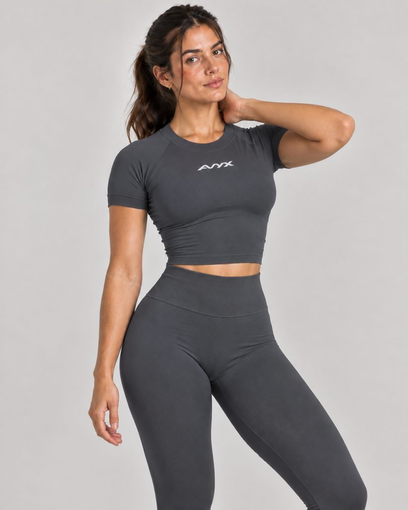 Conjunto AVYX Grafito de frente
